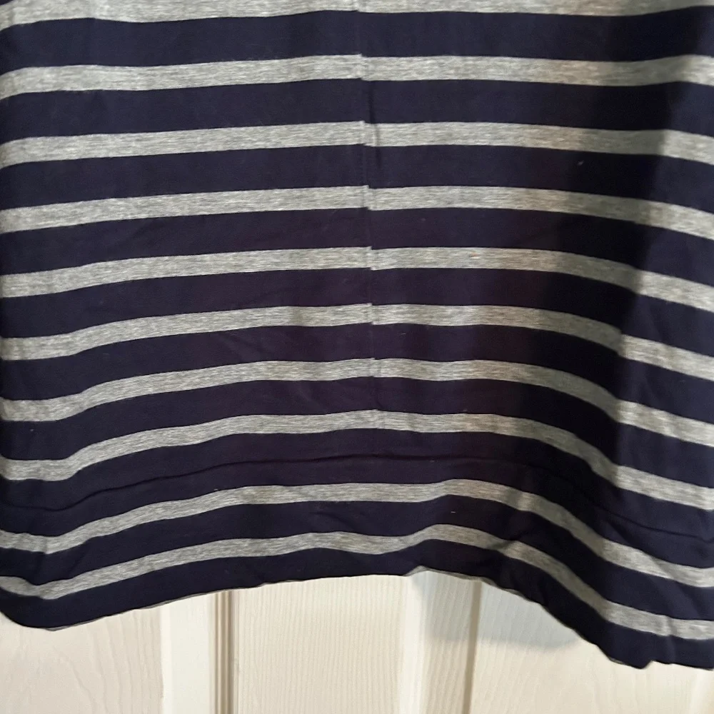 Sweatshirt - Picture 3 of 5